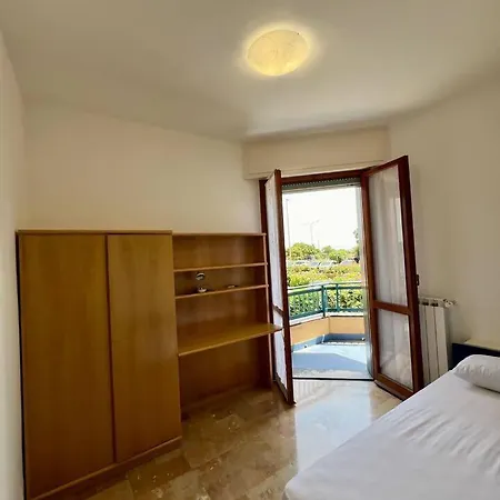 Tuffo Nel Blu Apartment