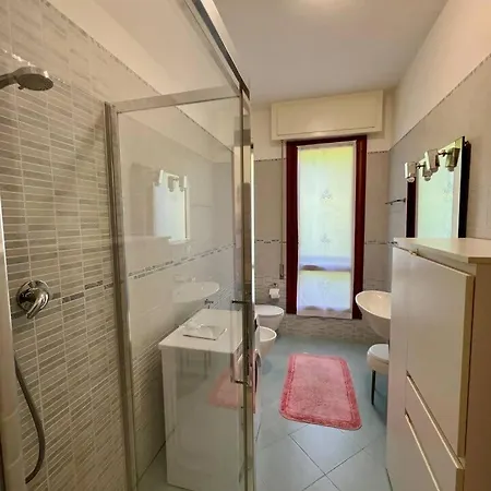 A 2 Passi Dal Mare *